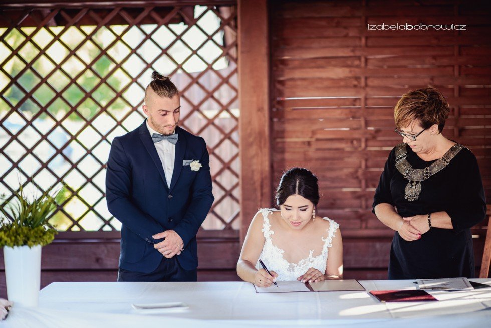 fotografia okazjonalna koszalin fotograf ślubny koszalin zachodniopomorskie ślub nad morzem reportaż ślub koszalin Izabela Bobrowicz plener ślubny koszalin ślub cywilny koszalin