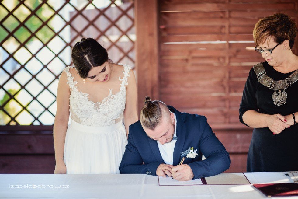 fotografia okazjonalna koszalin fotograf ślubny koszalin zachodniopomorskie ślub nad morzem reportaż ślub koszalin Izabela Bobrowicz plener ślubny koszalin ślub cywilny koszalin
