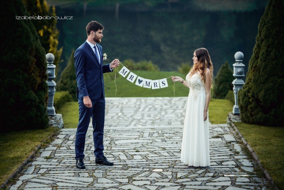 fotograf okazjonalny koszalin fotograf ślubny koszalin sesja plener ślubny koszalin plener nad morzem para młoda nad morzem