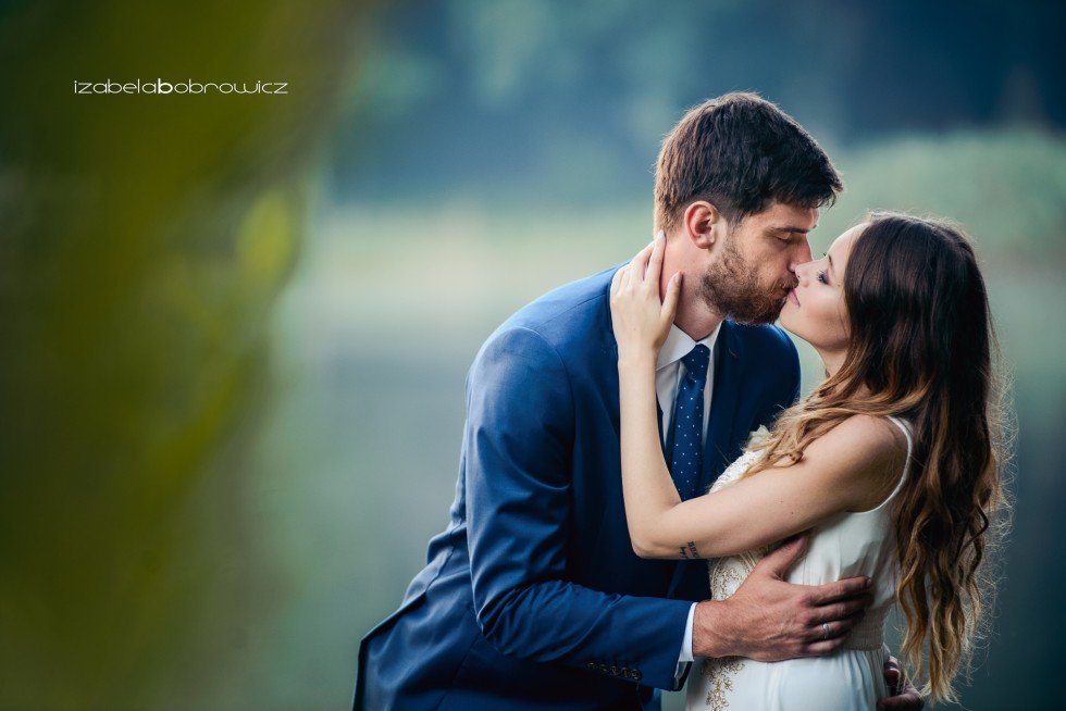 fotograf okazjonalny koszalin fotograf ślubny koszalin sesja plener ślubny koszalin plener nad morzem para młoda nad morzem
